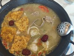 -鸟鸣门屋台料理(金帝银泰店)