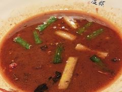 -龙巢盱眙龙虾·牛蛙·烧烤宵夜(八卦岭店)
