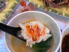 -鲜入围煮花胶鸡海鲜火锅