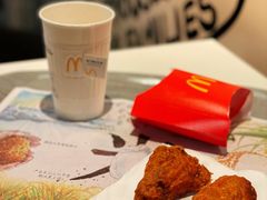 -麦当劳(展览路店)