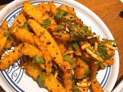 -云海肴·汽锅鸡·云南菜(天山百盛优客店)