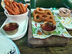 -Famous肥猫墨西哥音乐餐吧(五棵松华熙LIVE店)