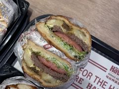 -The Habit Burger Grill 哈比特汉堡(爱琴海店)