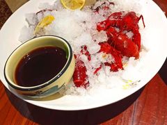 -茸梅路右拐龙虾-农家菜(松江店)