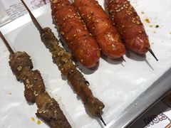 烤台湾香肠-木屋烧烤(南新店)