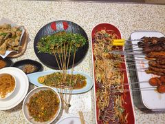 -小董哥烤串·爆汁大油边(故宫店)