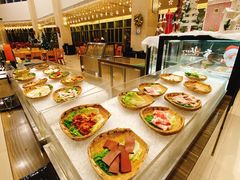自助取餐区-成都蒲江花样年福朋喜来登度假酒店·宜客乐西餐厅