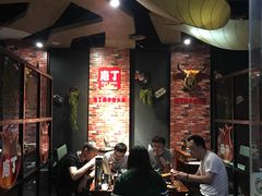 大堂-莽子老火锅(大坪店)