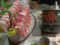 -洪氏嗨捞·广东猪肚鸡·椰子鸡火锅(西咸万象城店)