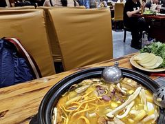 -菌之家·专业纯野生菌火锅·特色炒菌