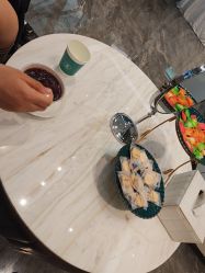 -伊丽汇
