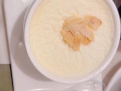 双皮奶-悦满楼·西关名点·湛江名菜(航空综合大厦店)