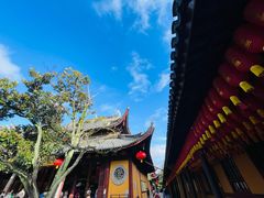 -龙华寺