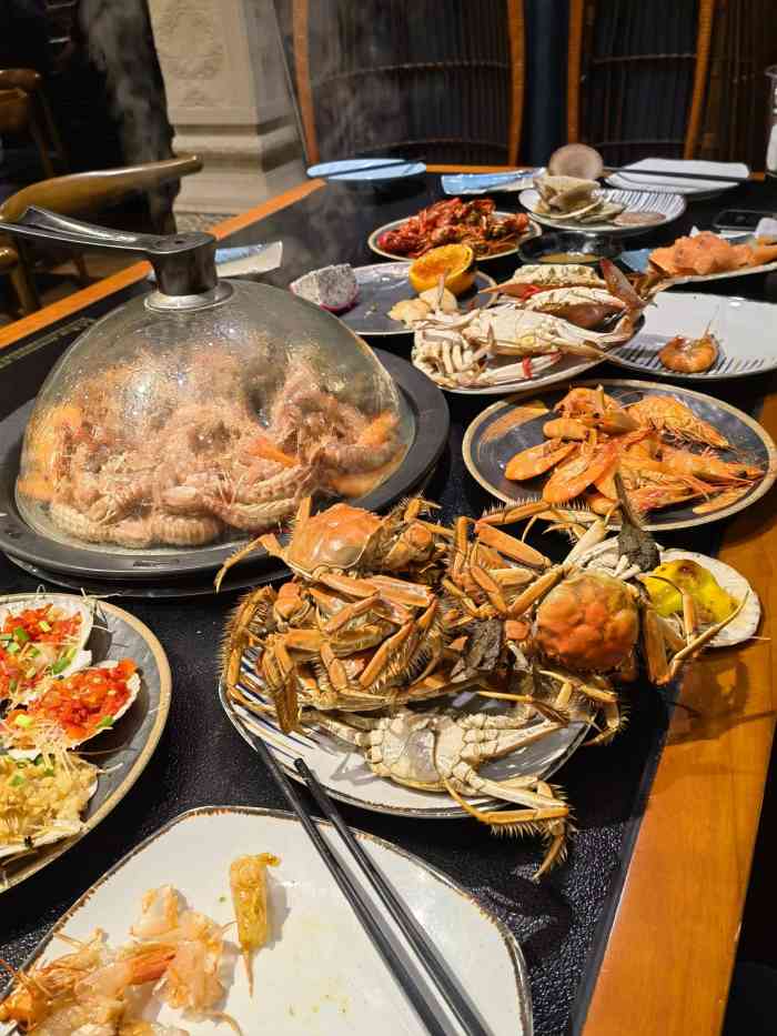 寻岸蒸汽海鲜自助(沈辽路万达店)-"[薄荷]环境:坐在小亭子里吃的饭