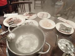 -正能量脆肉鲩火锅