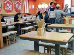 大堂-陕味食族油泼面·小炒盖码面(双榆树店)