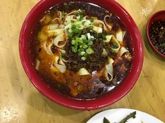 -雷祖芳老妈蹄花店