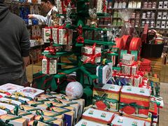 -VENCHI 闻绮(北京国贸商城店)