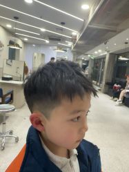 -PE SALON