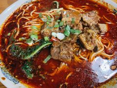 红烧牛肉面-丁丁猫重庆小面(徐州路店)