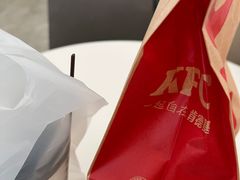 -肯德基(南京站A2检票口楼上)