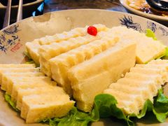 -小龙坎火锅(湖滨银泰in77店)