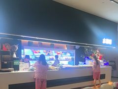 -涨巢·潮玩水疗局