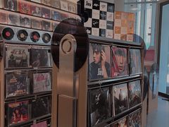 -黑胶星球(华发中城商都店)