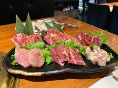 肉魁屋招牌拼盘-肉魁屋·烧肉·烧鸟·酒场(高新店)