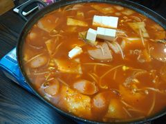 部队火锅-HONGA HONGA雄家(曹路店)