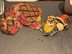 -恰餐厅及酒吧 CHAR Bar & Grill (北京丽都皇冠假日店)