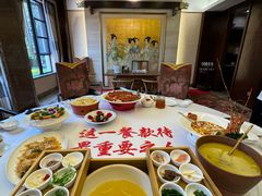 -云南荟·湖畔领宴(领事馆店)