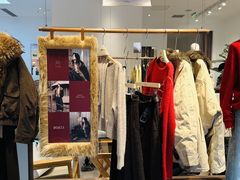-首创奥特莱斯(西安店)