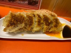 煎饺子-拉面莊夢語＆中华料理八椿