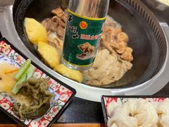 -粘豆包铁锅炖二部(温泉街店)