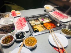 -海底捞火锅(海宁路店)