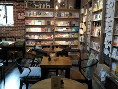 -晓风书屋(大学路店)