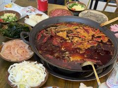 -黄潇洒老火锅(九眼桥宏济巷店)