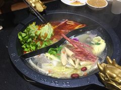 -重庆德庄火锅(体育中心店)