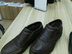 -爱革·洗衣改衣·洗鞋修鞋·洗包修包·奢侈品护理(宝地广场店)