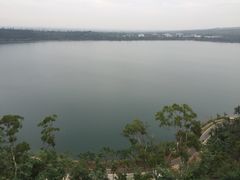 -湖光岩风景区
