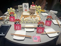 -海底捞火锅鲜切牛肉主题店(长寿路店)