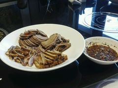 -黔蘑菇四季餐厅(观山湖店)