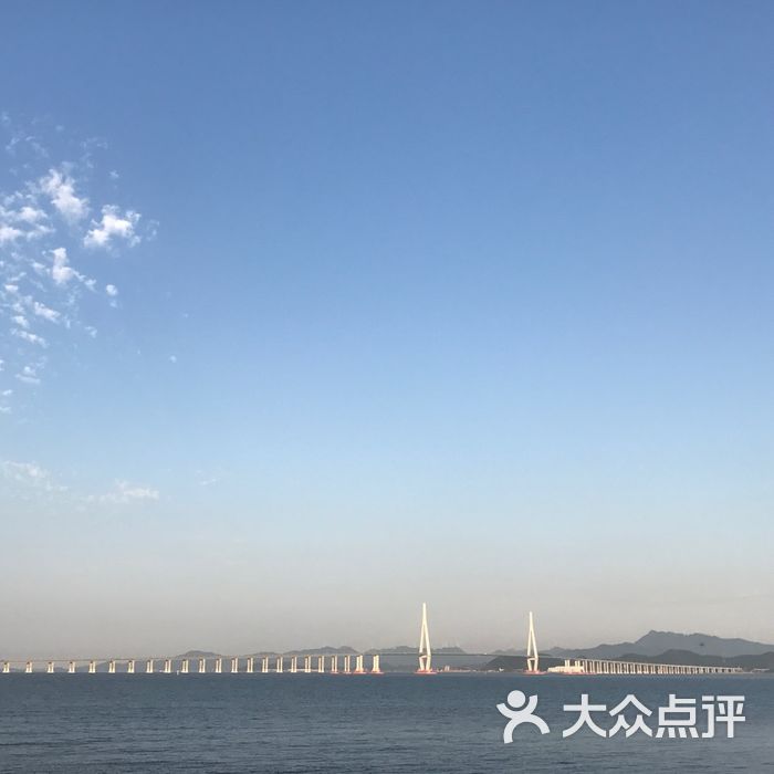 鹰龙海畔图片