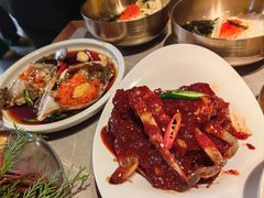 草家招牌酱辣蟹-草家酱蟹炭火烤肉店(珲春南路一店)