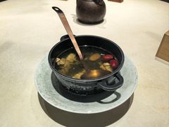 餐前鸡汤-魁盛居百年鲁菜馆(县西巷店)