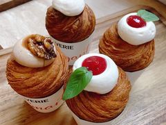 -VERIE BAKEHOUSE