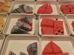 -涨巢·潮玩水疗局