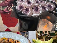 -Mark&Mars Restaurant