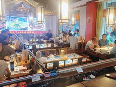 -川流不息·地道川菜·小龙虾(新松江路店)